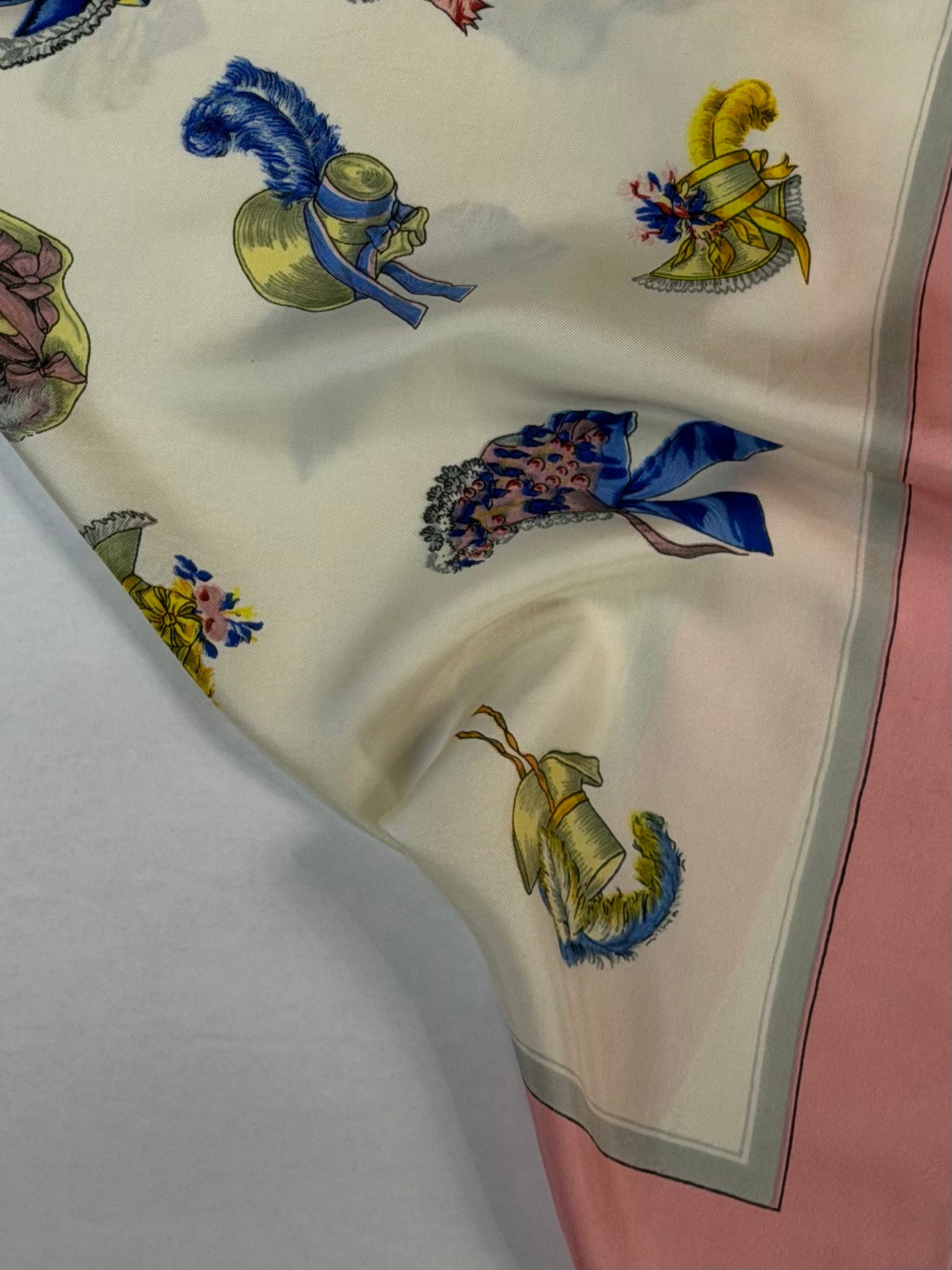 Hermès  “Coiffes parisiennes”