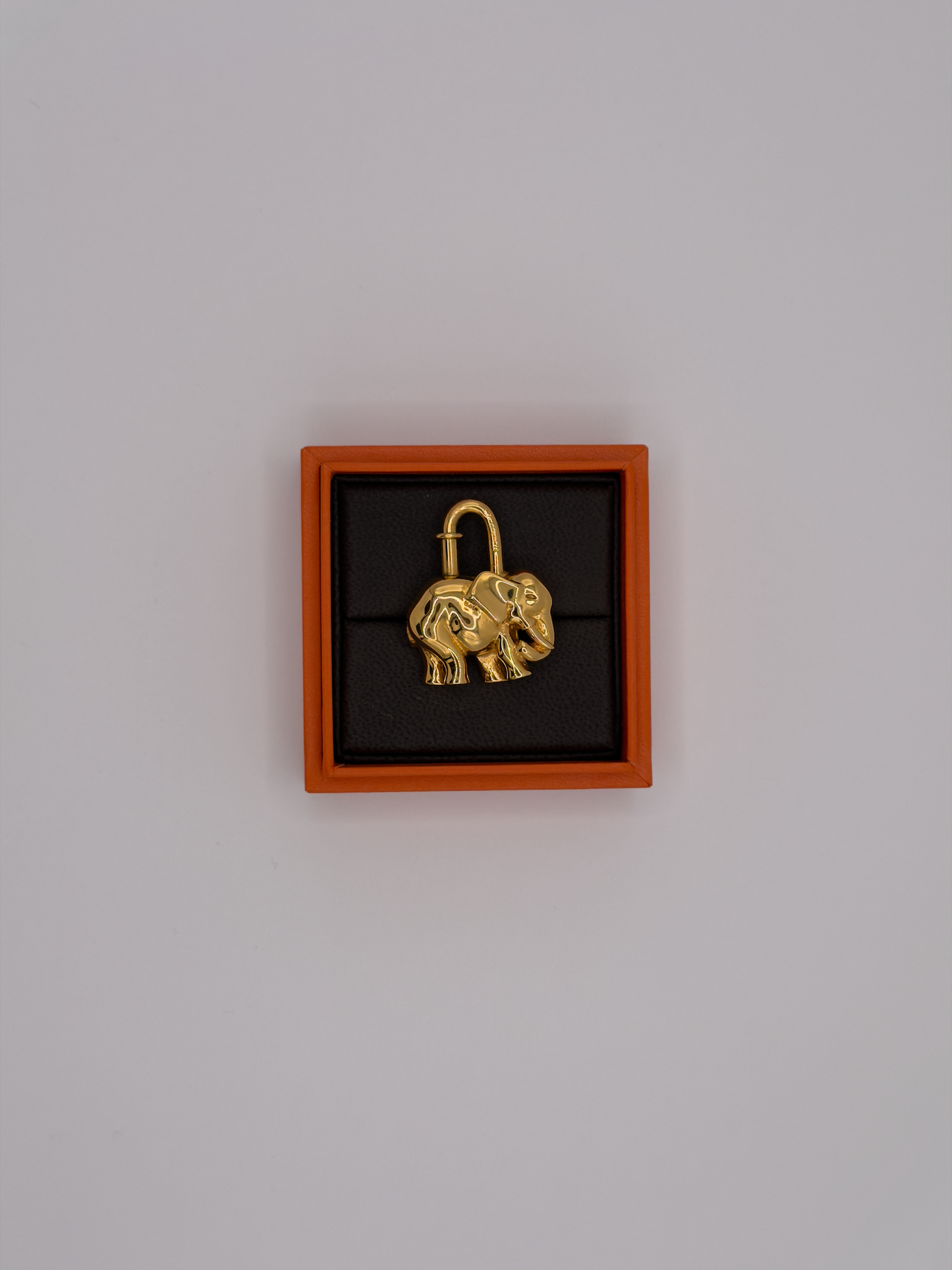 Hermes Cadenas "Elephant"