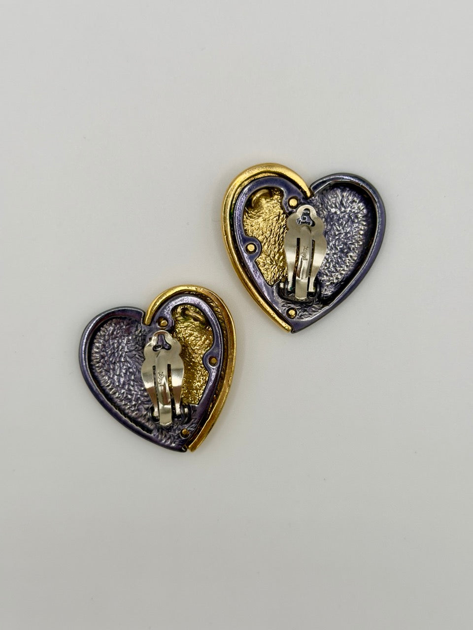 Yves Saint Laurent Clips