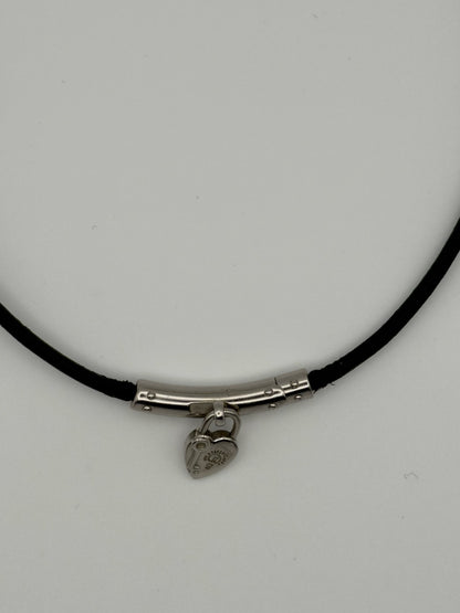 Hermes choker with heart
