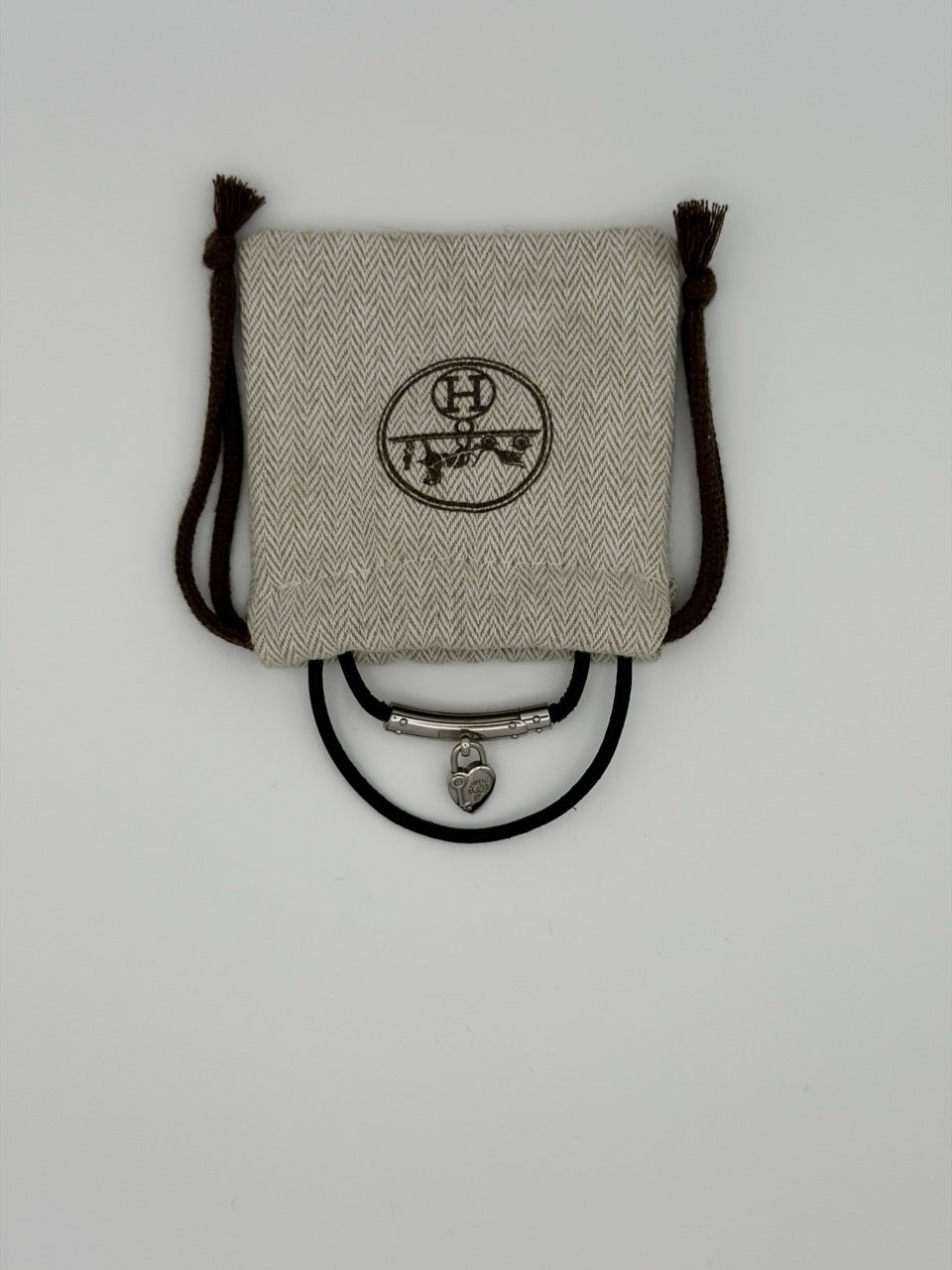 Hermes choker with heart