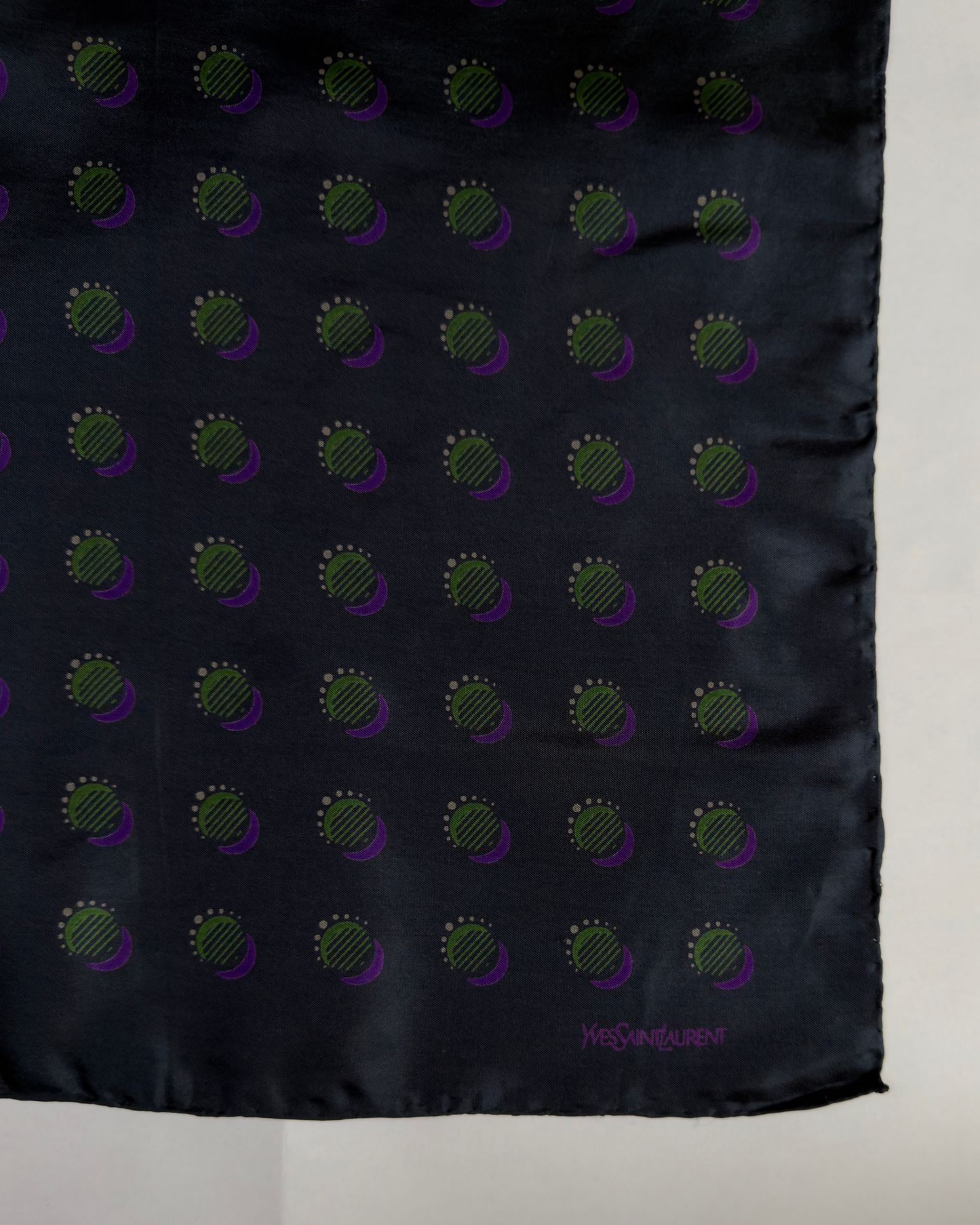 Yves Saint Laurent 45