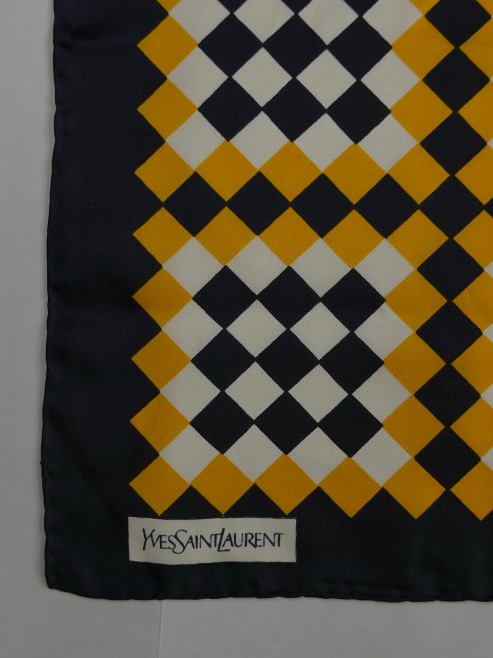 Шовкова хустка pochette Yves Saint Laurent