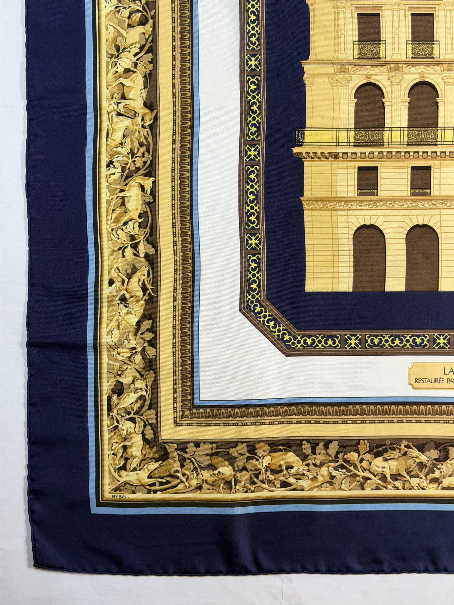 Hermès "The Gilded House"