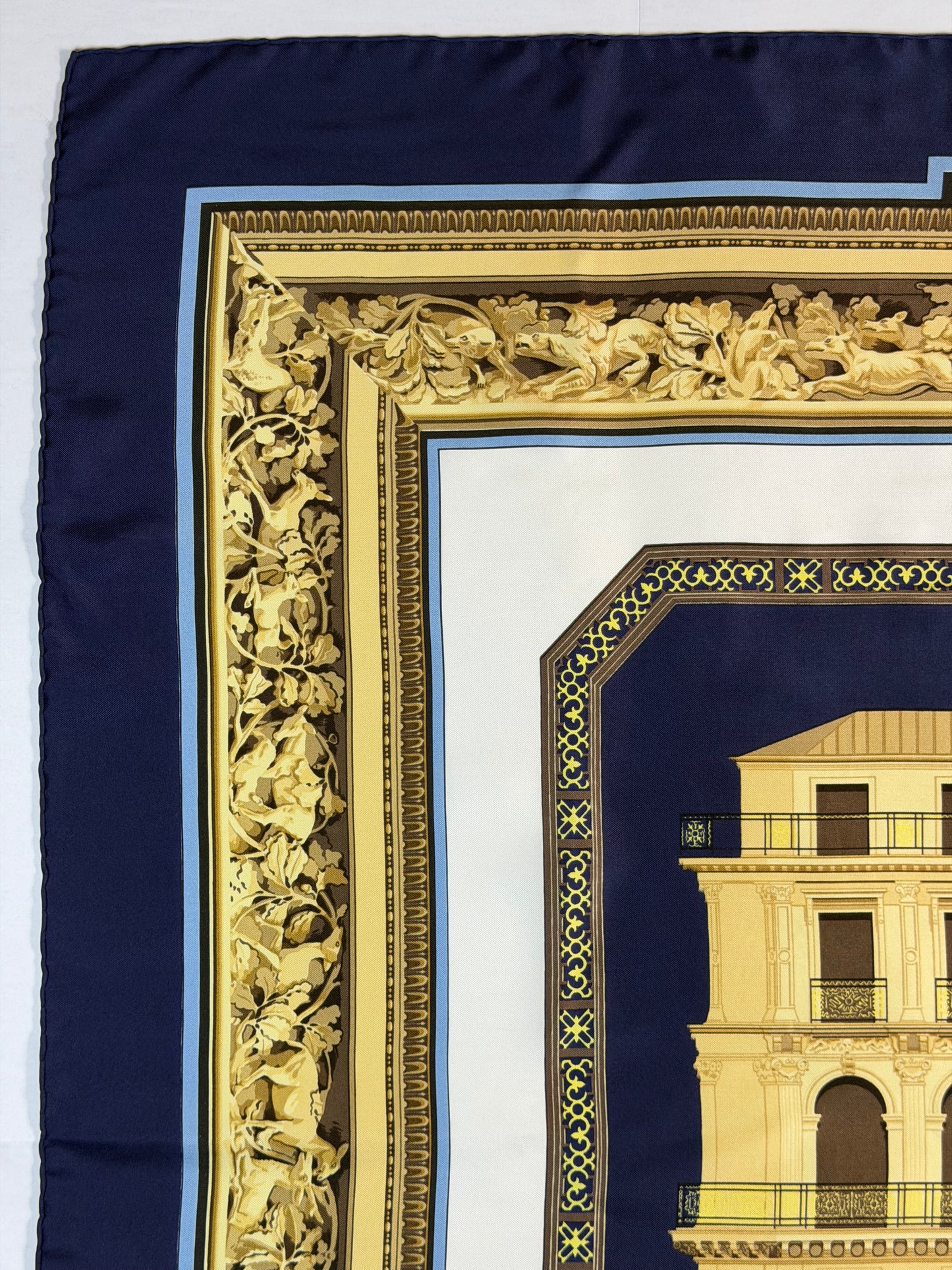 Hermès "The Gilded House"