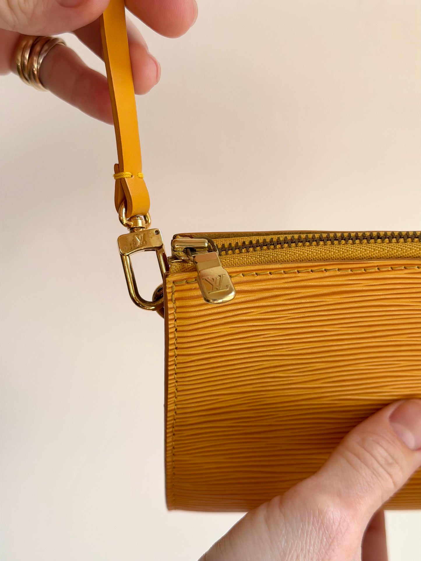 Louis Vuitton Pochette